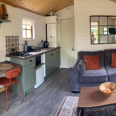 Letterkenny Cabin Exterior foto
